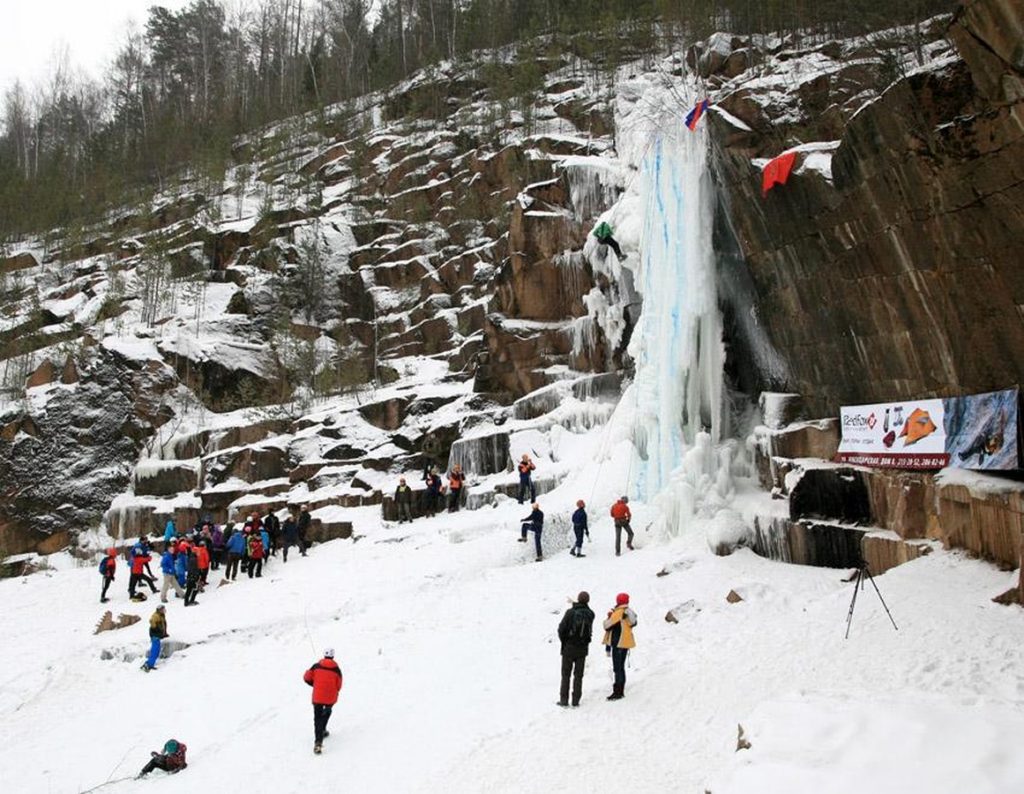 Ледяной водопад Красноярск